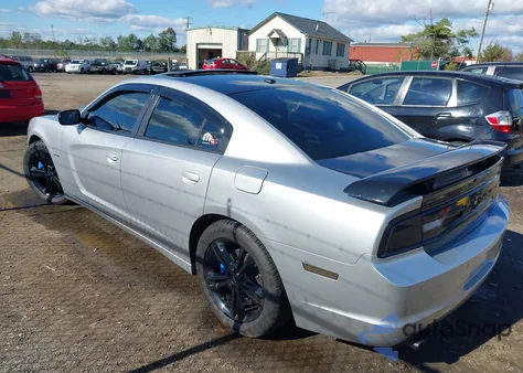 2012 Dodge Charger R/T z USA, uszkodzony, nr VIN 2C3CDXDT0CH143064